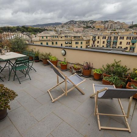 Altido Apt For 3 With Rooftop Balcony And Lovely Cityview Genua Buitenkant foto