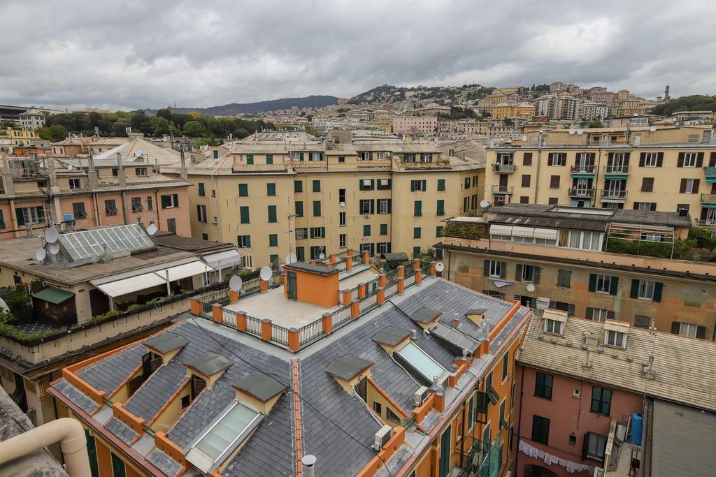 Altido Apt For 3 With Rooftop Balcony And Lovely Cityview Genua Buitenkant foto