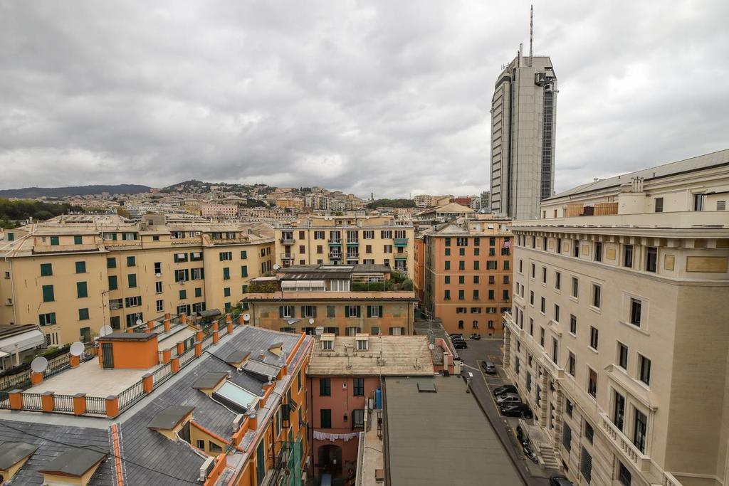 Altido Apt For 3 With Rooftop Balcony And Lovely Cityview Genua Buitenkant foto