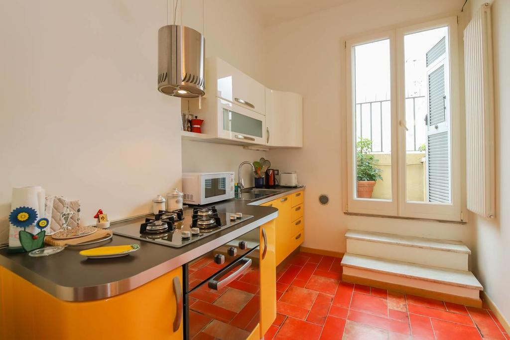 Altido Apt For 3 With Rooftop Balcony And Lovely Cityview Genua Buitenkant foto